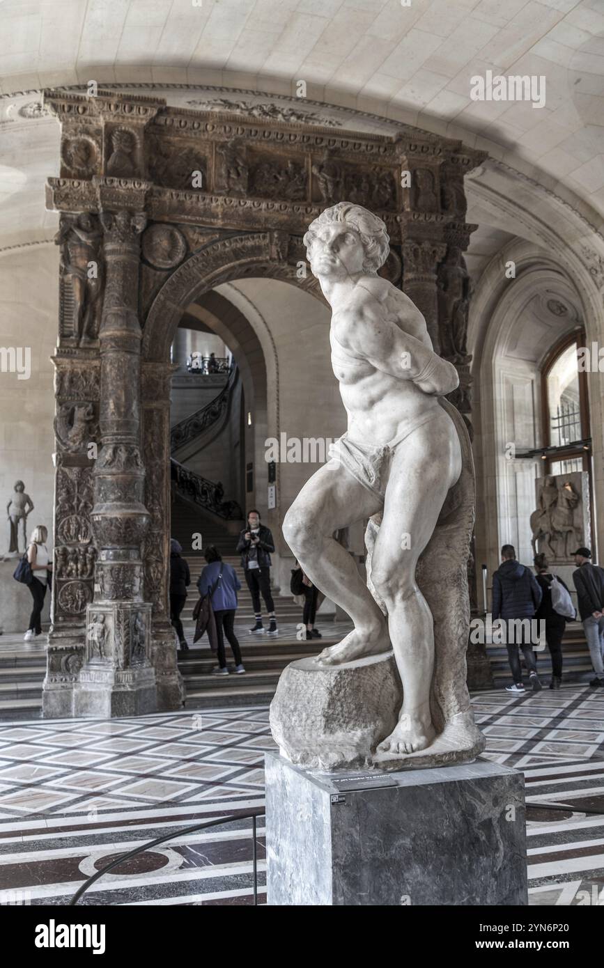 PARIS, FRANCE, 30 MAI 2022, belles sculptures antiques au musée du Louvre à Paris, France, Europe Banque D'Images