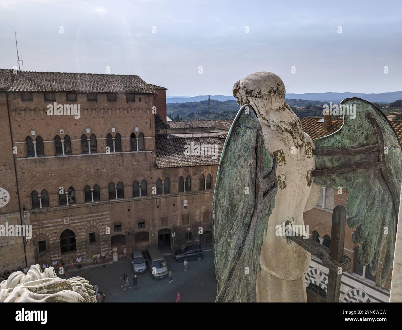 Vue sur Sienne depuis une fenêtre dans la cathédrale de Sienne, Italie, Europe Banque D'Images