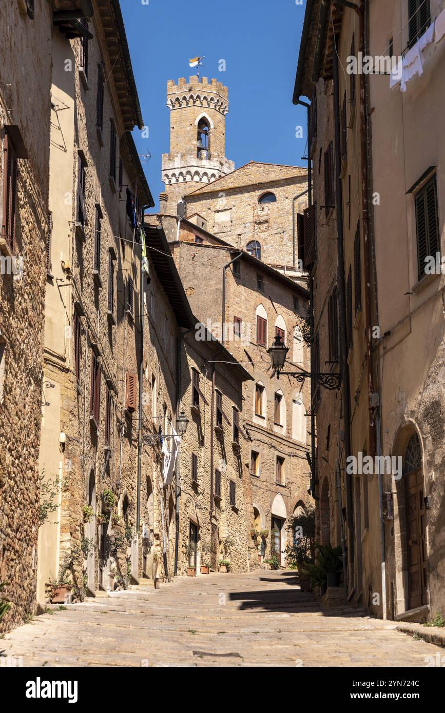 Via Porta All Arco dans le centre historique de Volterra Banque D'Images
