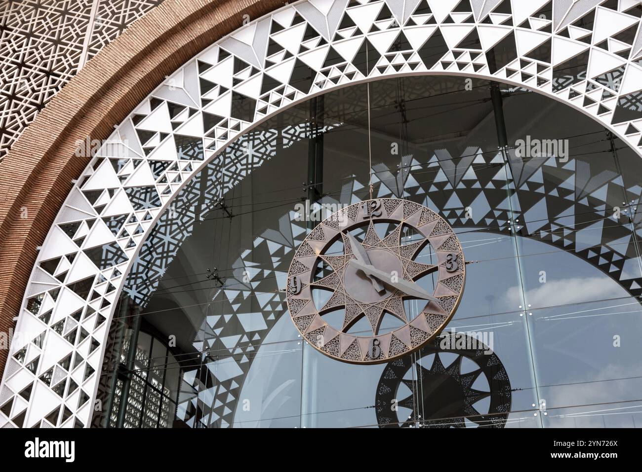 MARRAKECH, MAROC, 20 AVRIL 2023, bâtiment oriental moderne de la gare centrale de Marrakech, Maroc, Afrique Banque D'Images