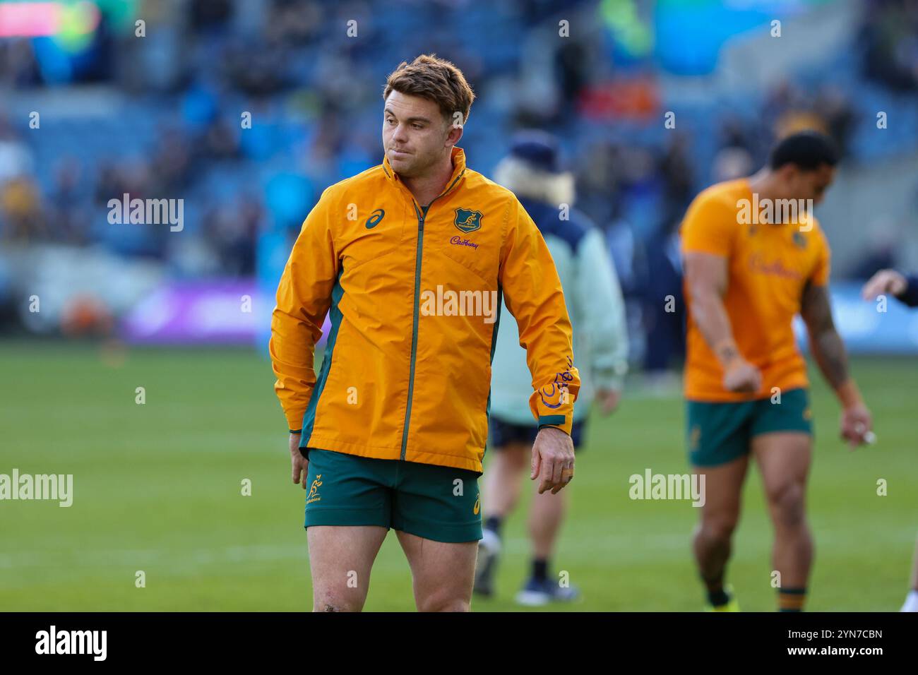 Édimbourg, Écosse. 24 novembre 2024. Andrew Kellaway se réchauffe pour le célèbre match Grouse Nations Series entre l'Écosse et l'Australie au Scottish Gas Murrayfield Stadium, à Édimbourg. Crédit : Connor Douglas/Alamy Live News Banque D'Images