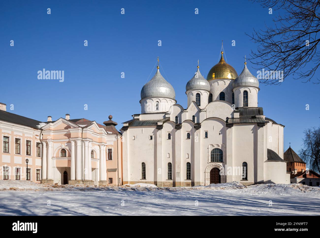 Veliky Novgorod, cathédrale Sainte-Sophie en hiver Banque D'Images