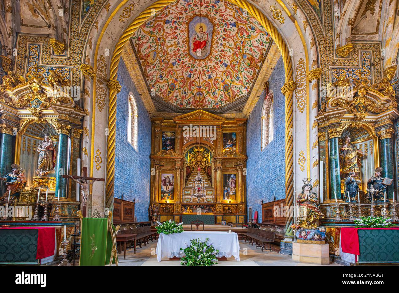 Portugal, région centrale, Coimbra, Université de Coimbra (site du patrimoine mondial) fondée en 1290 par le roi Dinis, Palais des écoles, chapelle Sao Miguel Banque D'Images