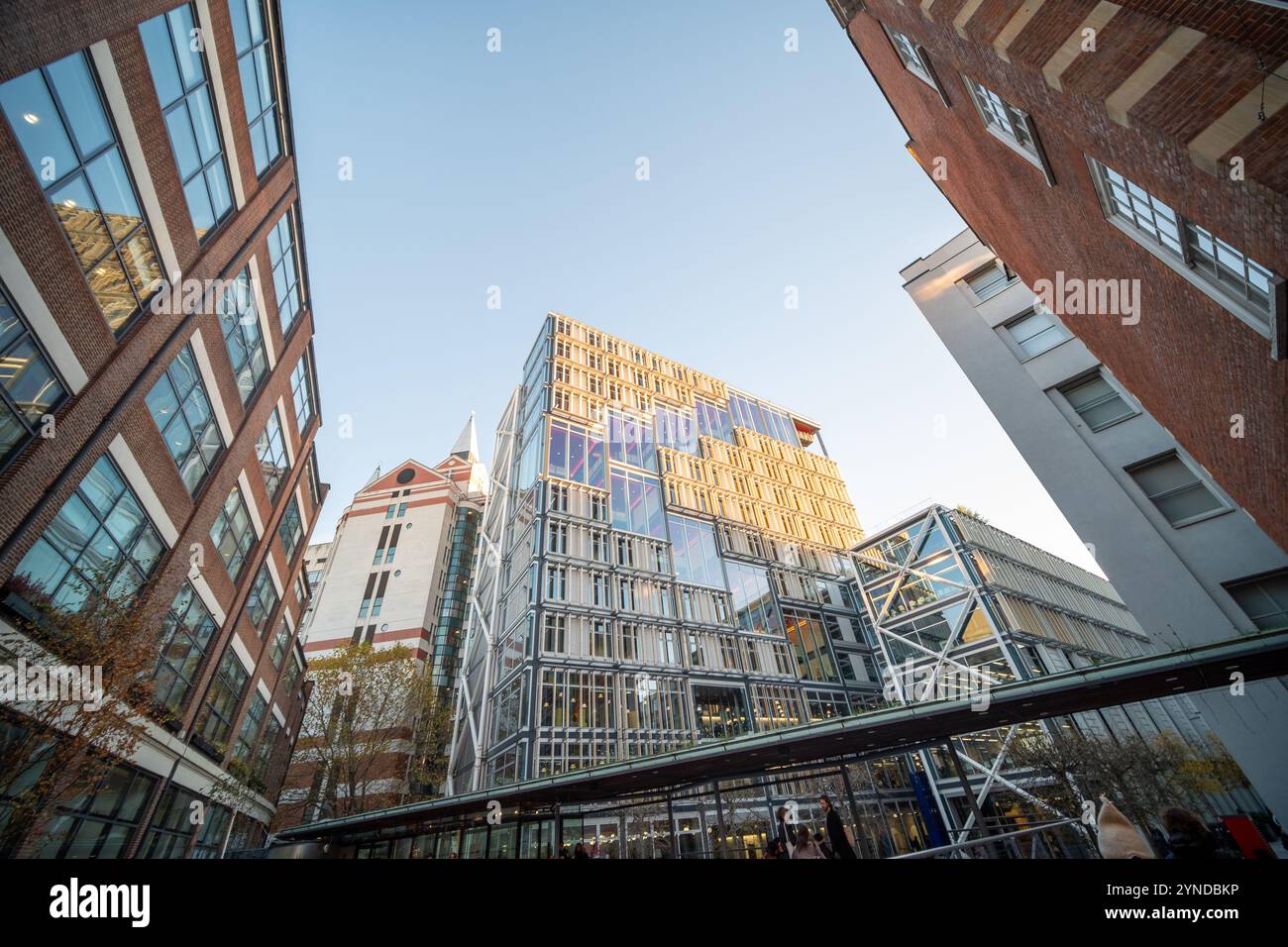 LONDRES - 21 NOVEMBRE 2024 : London School of Economics and Political Science, une prestigieuse université britannique Banque D'Images