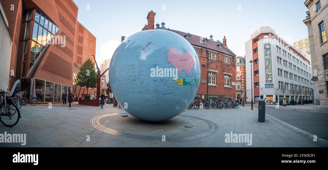 LONDRES - 21 NOVEMBRE 2024 : London School of Economics and Political Science, une prestigieuse université britannique Banque D'Images