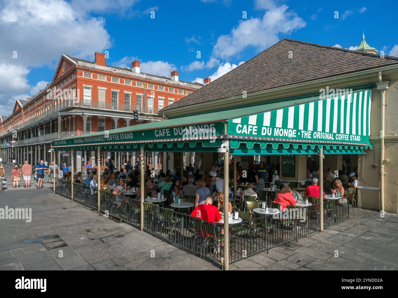 Restaurant Café du monde dans le quartier Français, Decatur Street, Nouvelle-Orléans, Louisiane, USA Banque D'Images