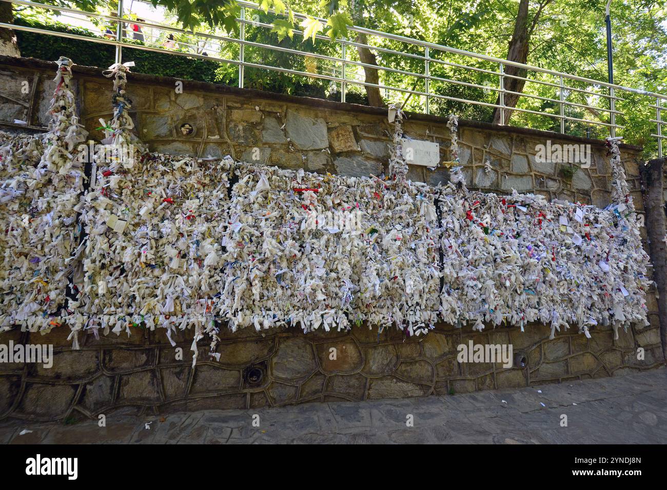 Meryemana, le mur des vœux près de la Maison de la Vierge Marie, Selçuk, Province de İzmir, Turquie, Asie occidentale Banque D'Images