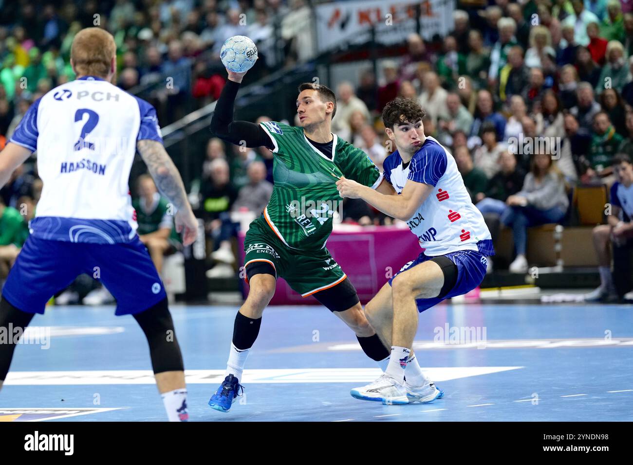 Wetzlar, Allemagne. 25 novembre 2024. Wetzlar, Allemagne, 25 novembre 2024 : Jona Schoch ( 22 Wetzlar ) lors du match DAIKIN Handball-Bundesliga entre HSG Wetzlar et 1.VfL Potsdam au Buderus-Arena de Wetzlar, ALLEMAGNE. (Julia Kneissl/SPP) crédit : SPP Sport Press photo. /Alamy Live News Banque D'Images