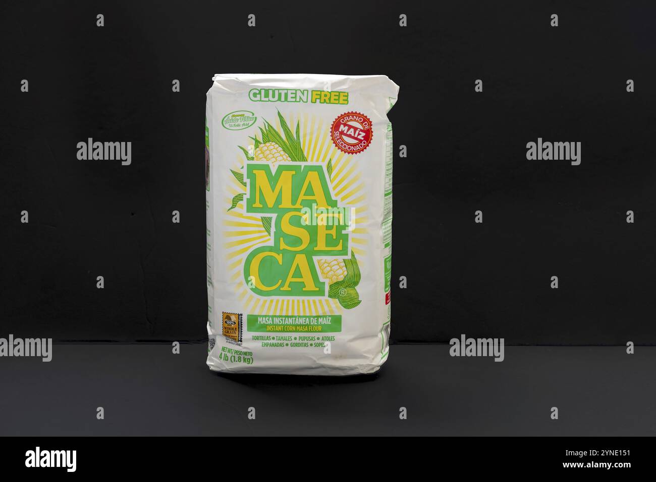 Calgary, Alberta, Canada. 15 septembre 2023. Un mélange instantané de farine de maïs de marque Maseca avec 1,8 kg de produit Banque D'Images