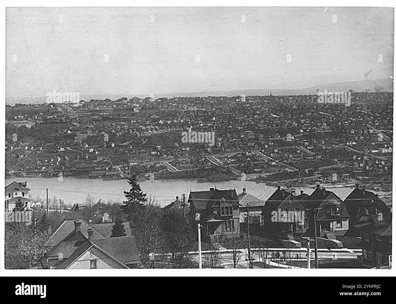 Capitol Hill et Lake Union vus de Queen Anne Hill, Seattle, probablement entre 1900 et 1910 Banque D'Images