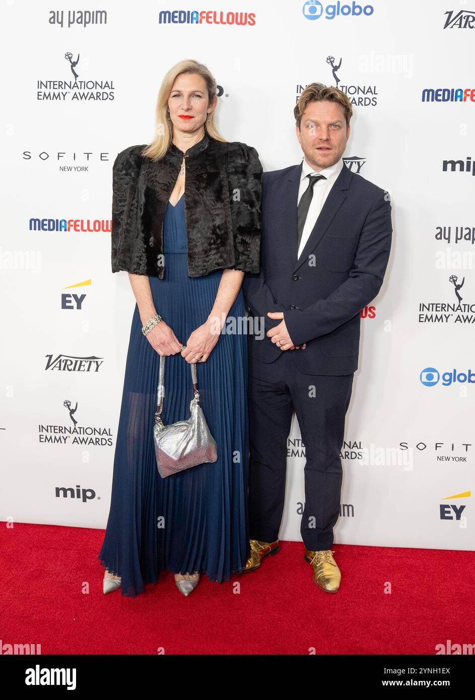 New York, États-Unis. 25 novembre 2024. Lucy Montgomery et Rhys Thomas assistent aux International Emmy Awards au Hilton Times Square Hotel à New York le 25 novembre 2024. (Photo de Lev Radin/Sipa USA) crédit : Sipa USA/Alamy Live News Banque D'Images