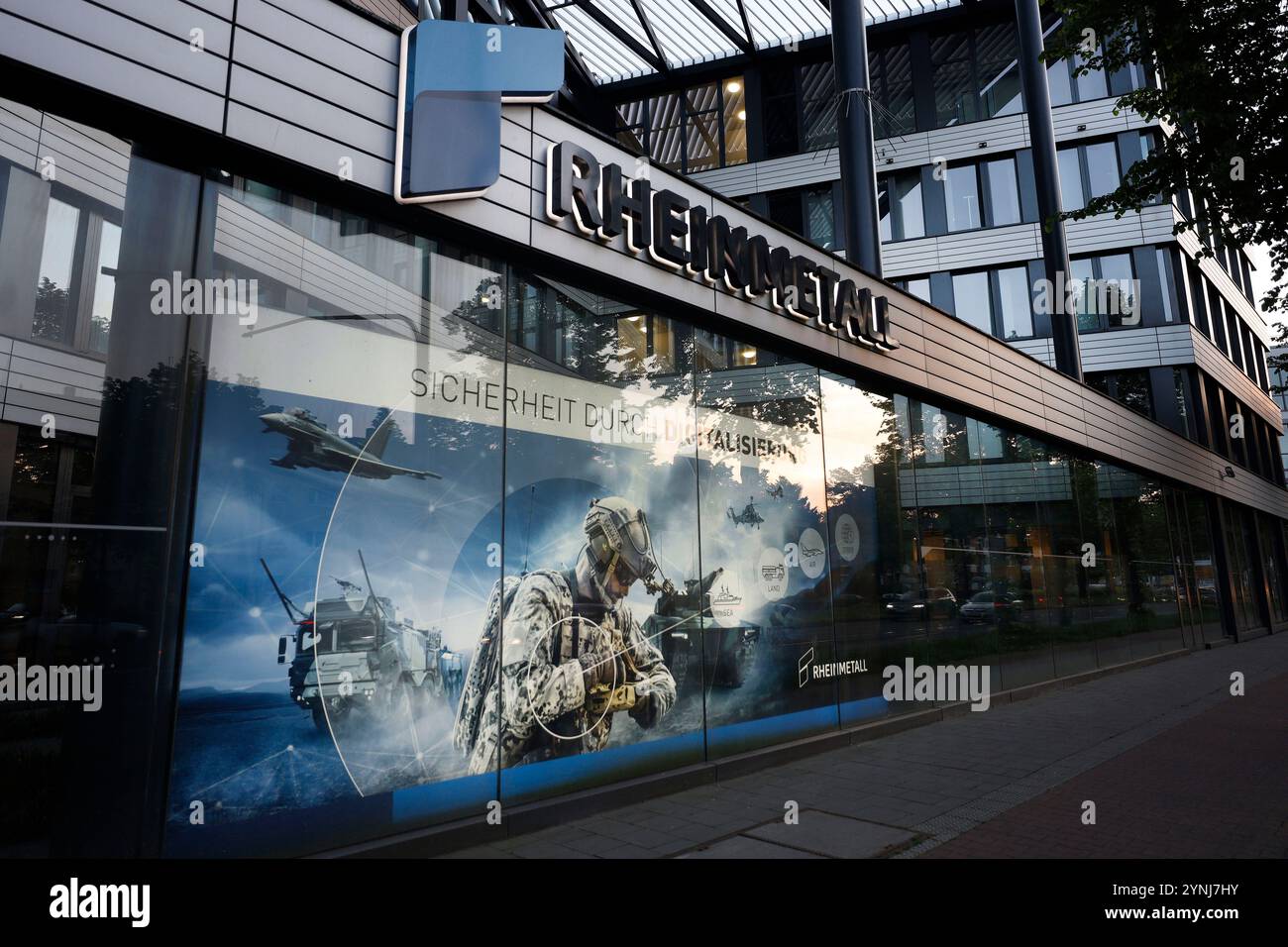 Düsseldorf 06.05.2022 Konzernzentrale des Stahl- und Rüstungskonzerns Rheinmetall, Düsseldorf, Rheinland, Rhénanie-du-Nord-Westphalie, Deutschland, Europa Foto : Norbert Schmidt,Düsseldorf Banque D'Images