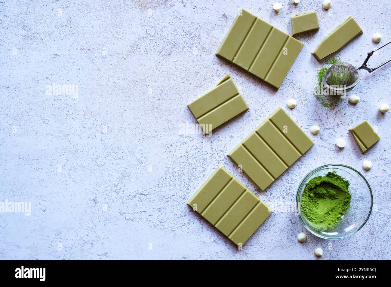 Chocolat blanc Matcha. Orientation horizontale avec espace négatif. Banque D'Images
