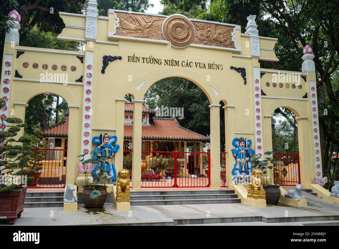 Temple des Hung Kings Monument Shrine à Tao Dan Park Ho Chi Minh ville Vietnam Banque D'Images
