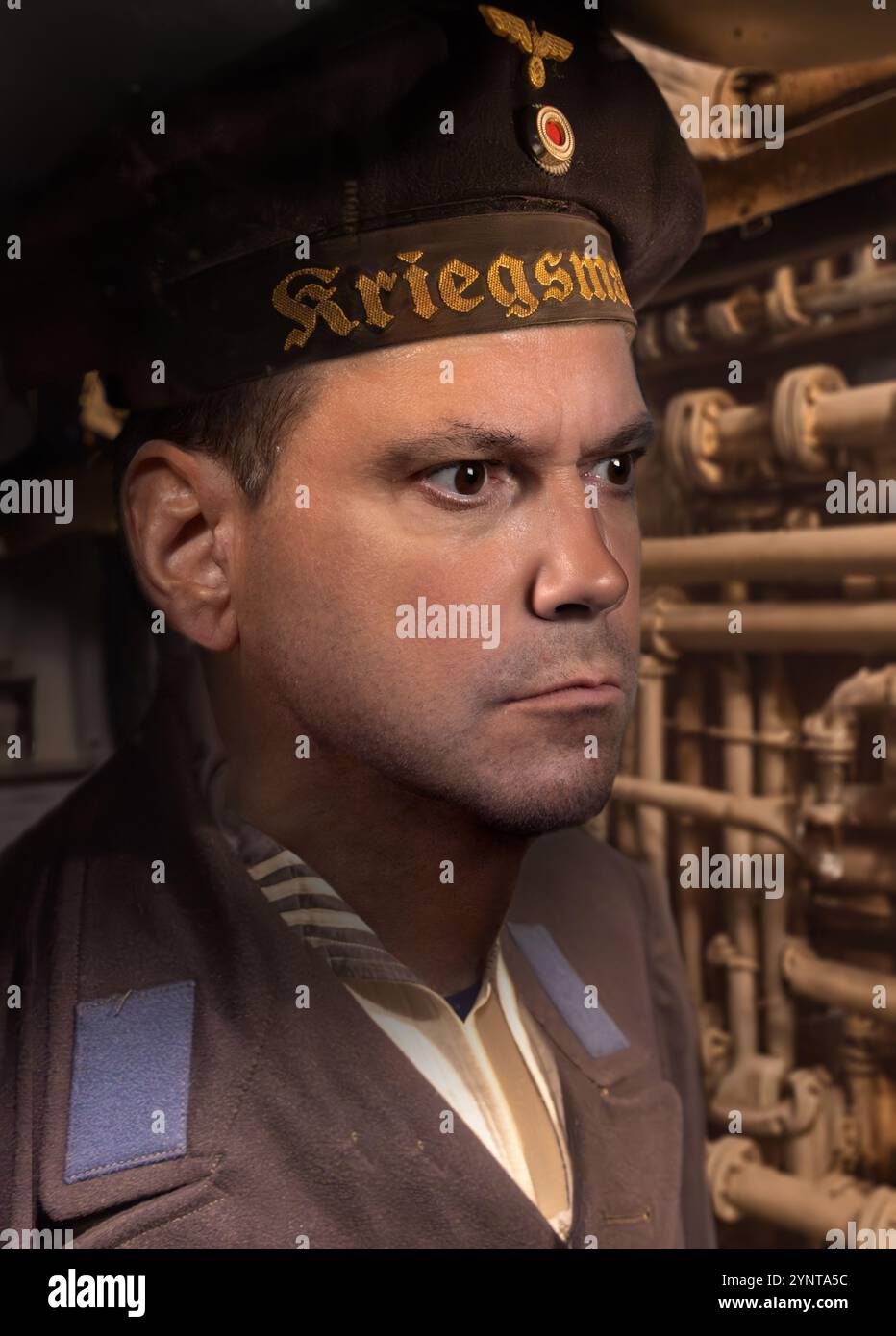 Portrait d'un marin en uniforme d'époque de la seconde Guerre mondiale Banque D'Images