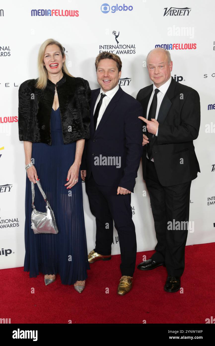 New York. 25 novembre 2024. NEW YORK, NEW YORK - NOVEMBRE 25 : Lucy Montgomery et Rhys Thomas assistent à la 52e cérémonie des International Emmy Awards au Hilton de New York le 25 novembre 2024, à New York. La soirée a célébré le talent mondial et l'excellence de la télévision, attirant des stars du monde entier. (Crédit : Giada Papini Rampelotto/EuropaNewswire)./dpa/Alamy Live News Banque D'Images