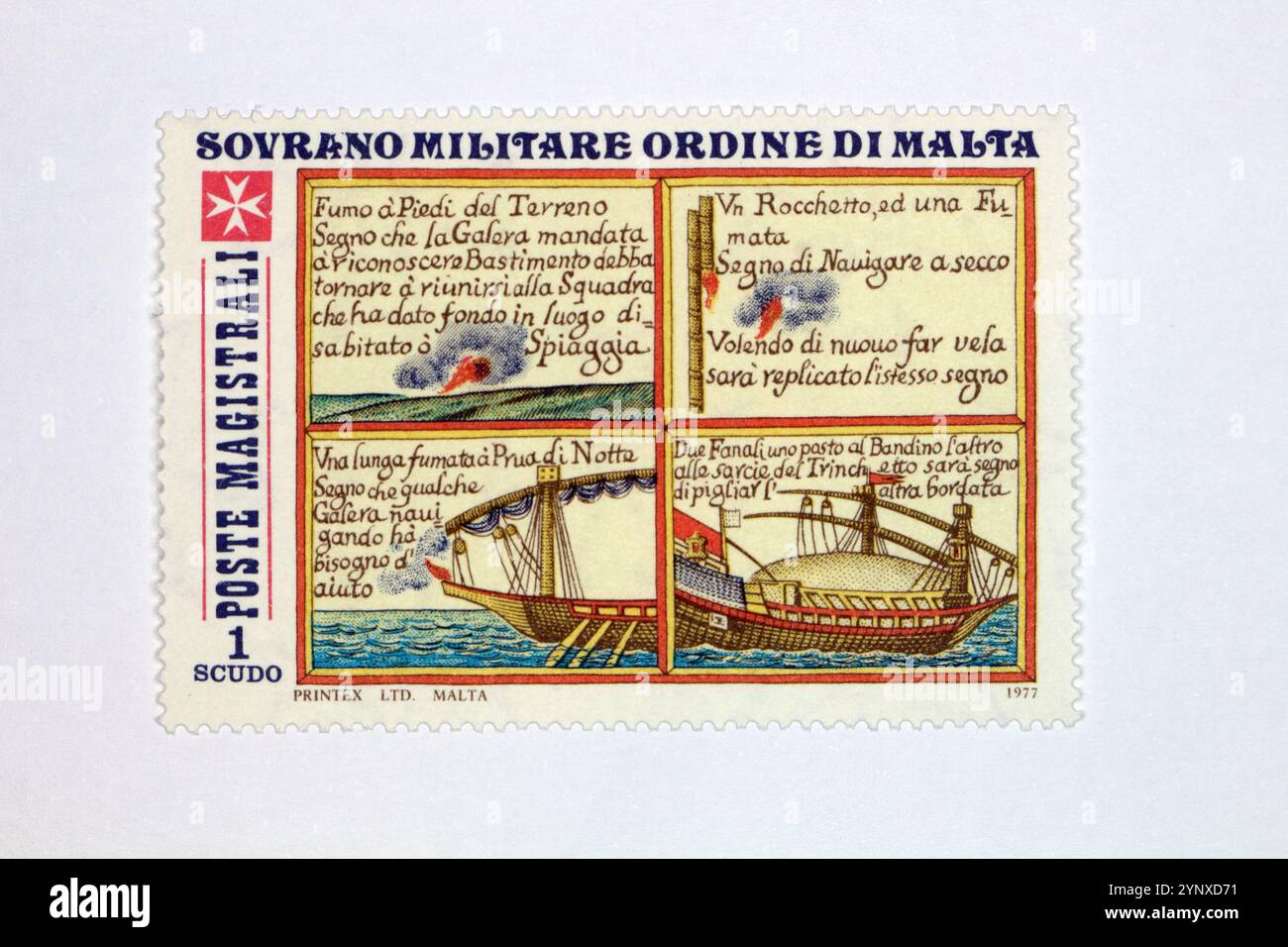 Timbre-poste émis par l'ordre souverain militaire de Malte en Italie en 1977 sur le thème de la signalisation antique Martime, passe-temps de collectionnement de timbres. Banque D'Images