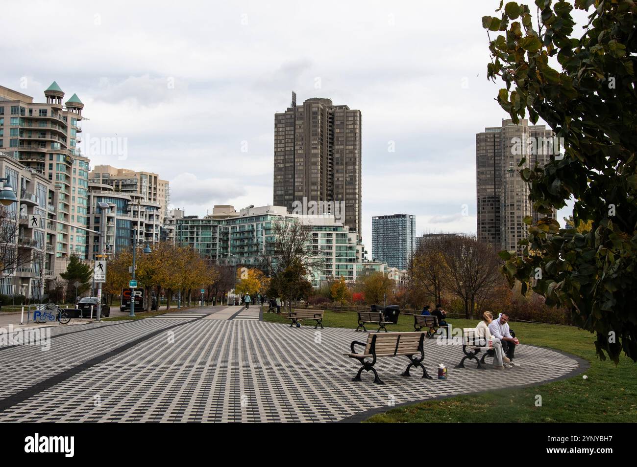Chemin au Humber Bay Park East à Etobicoke, Toronto, Ontario, Canada Banque D'Images