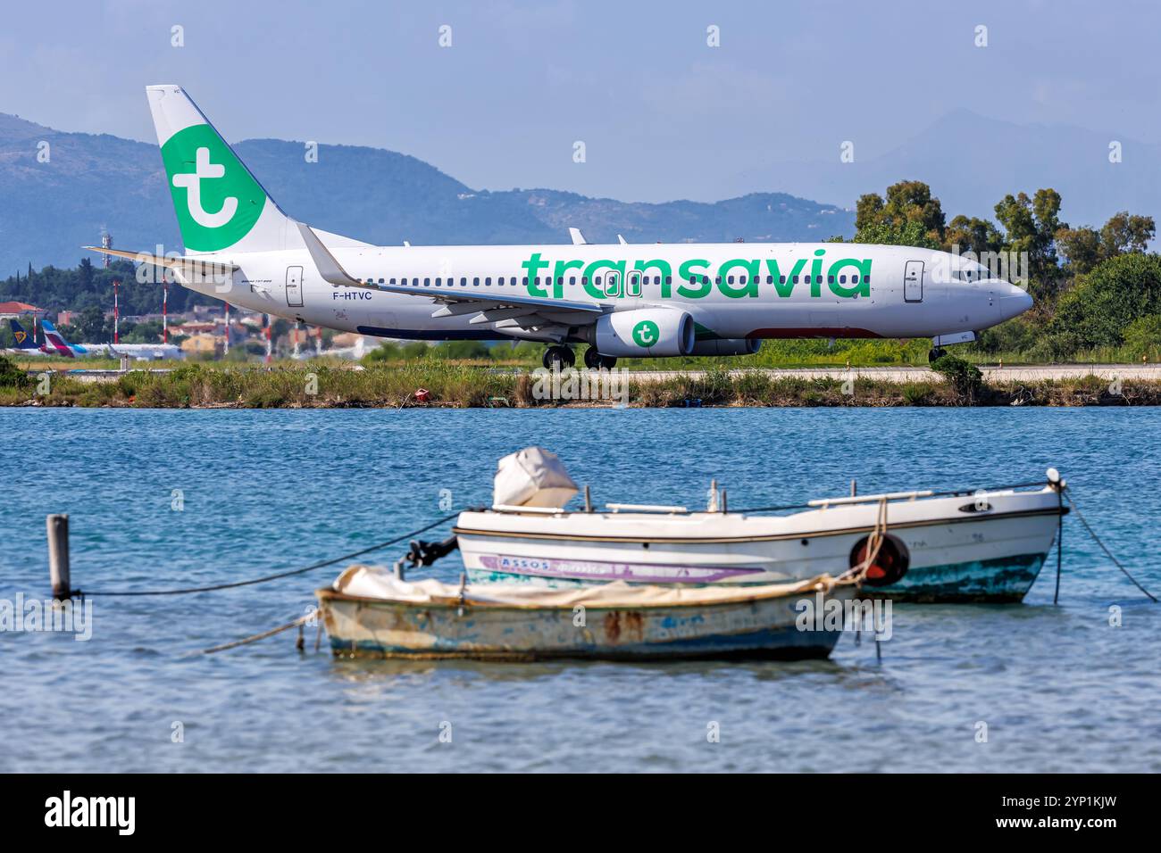 Corfou, Grèce - 7 juin 2024 : Transavia France Boeing 737-800 à l'aéroport de Corfou en Grèce. Banque D'Images