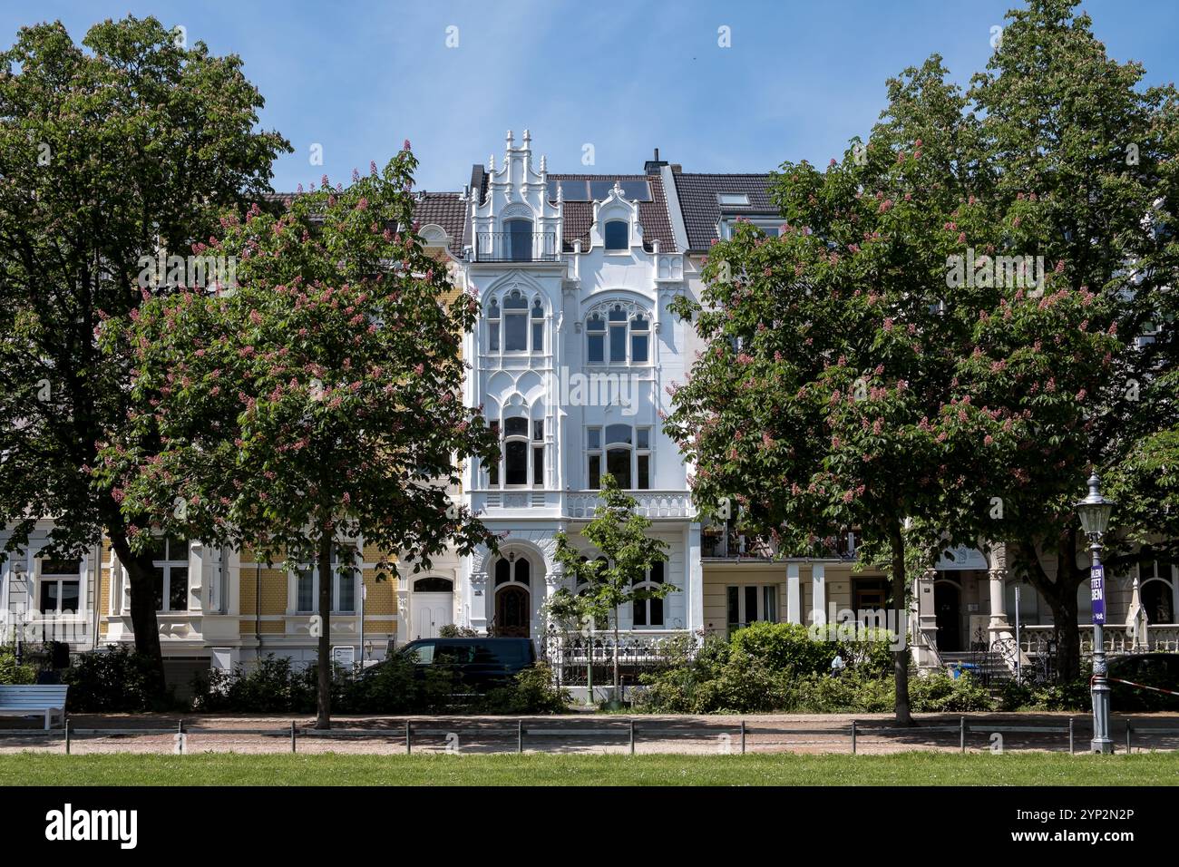 Détail architectural de Poppelsdorfer Allee, une avenue bordée de châtaigniers reliant le Schloss Kurfurstliches au Schloss Poppelsdorfer, w Banque D'Images