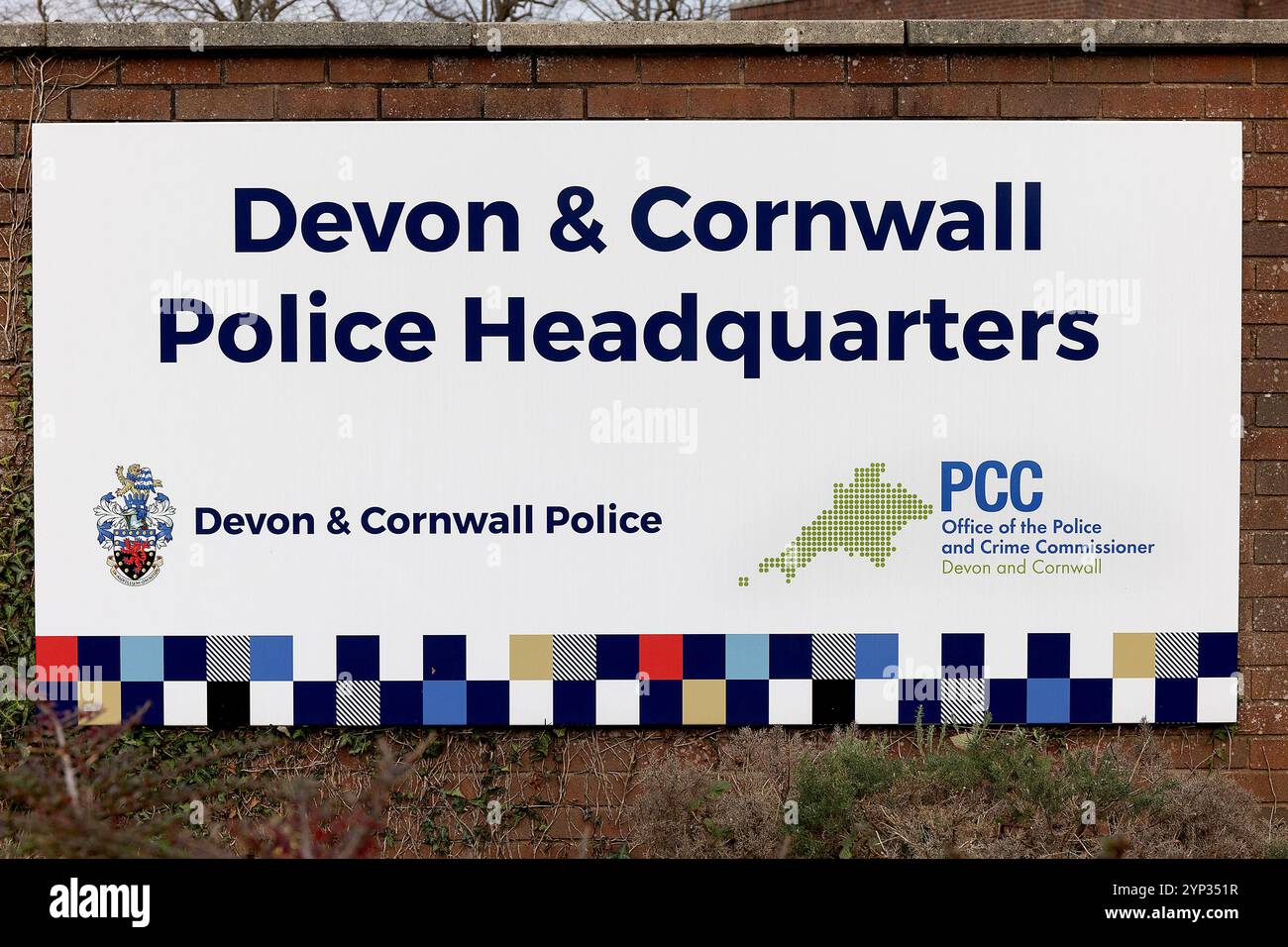 Paignton, Royaume-Uni. 28 novembre 2024.vue générale du quartier général de la police du devon et des Cornwall, Middlemoor, Exeter, devon, Royaume-Uni. Le gendarme en chef par intérim Jim Colwell a été suspendu pour des violations présumées des normes professionnelles, y compris des messages personnels présumés sur son téléphone mobile au travail. Alison Hernandez, commissaire à la criminalité pour le Devon et les Cornouailles, a déclaré que la question avait été transmise au Bureau indépendant pour la conduite de la police (PIPOL). Le FIPOL a confirmé qu'il enquêterait sur les allégations et que le commissaire annoncera les arrangements intérimaires en temps voulu. Le chef de la police du Devon Banque D'Images