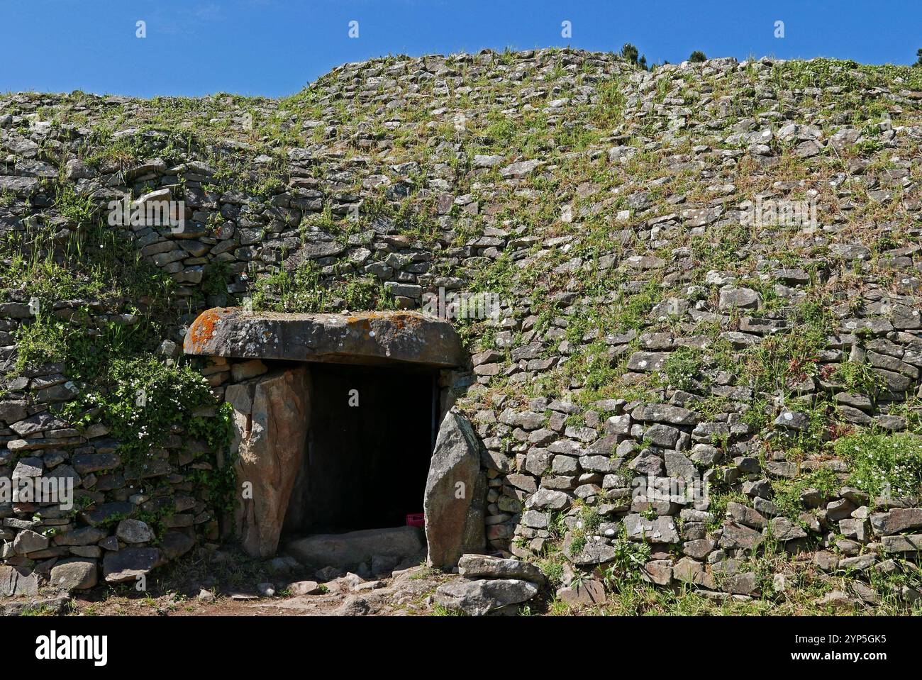 Cairn of Gavrinis, Larmor-Baden, Golfe du Morbihan, Morbihan, Bretagne, Bretagne, France, Europe Banque D'Images