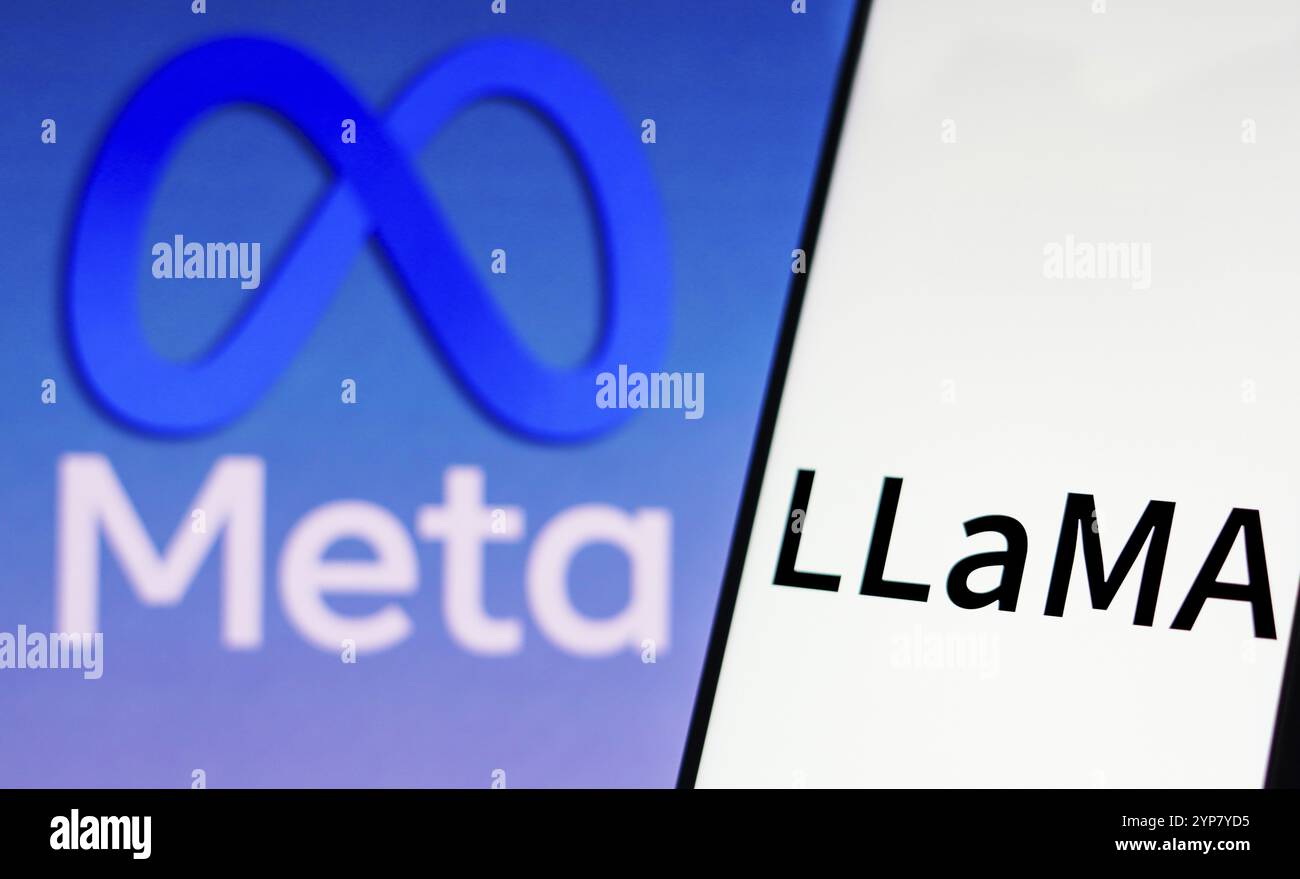 Dans cette illustration photo, le logo lama (large Language Model Meta ai) vu affiché sur un smartphone et en arrière-plan, le journal Meta Platforms Banque D'Images