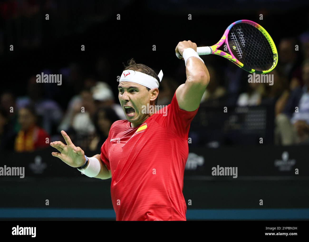 Le joueur de tennis espagnol Rafael Nadal en action lors de la finale de la Coupe Davis 2024, Palacio de Deportes Jos Mar’a Mart’n Carpena, Malaga, Espagne, Banque D'Images