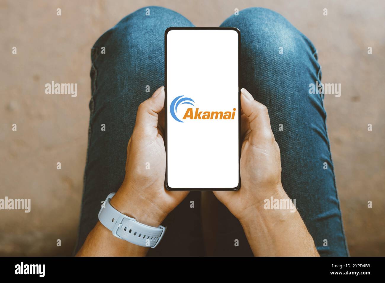 18 janvier 2024, Brésil. Dans cette illustration photo, le logo Akamai technologies est affiché sur l'écran d'un smartphone Banque D'Images