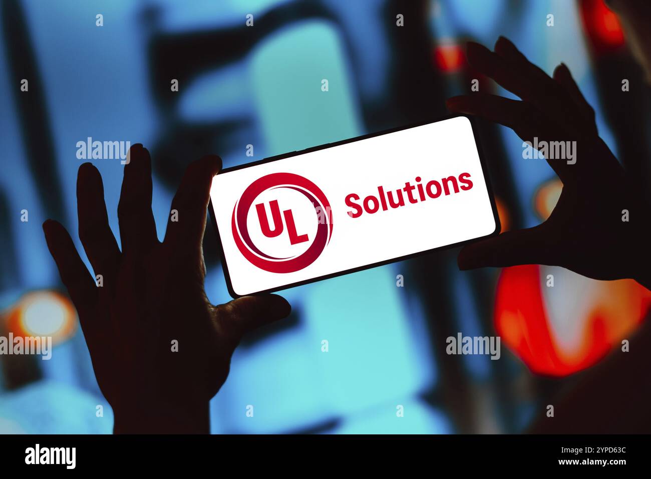 18 avril 2024, Brésil. Dans cette illustration photo, le logo UL solutions Inc est affiché sur l'écran d'un smartphone Banque D'Images