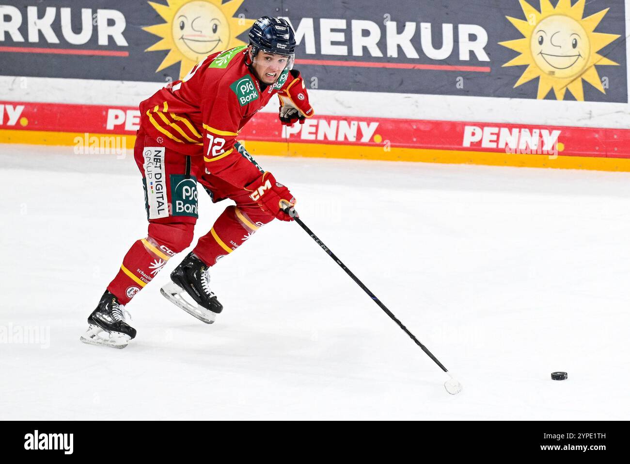 Eishockey DEL - 24/25 - 21. Spieltag : Düsseldorfer EG vs Iserlohn Roosters am 29.10.2024 im PSD Bank Dome in Düsseldorf Düsseldorfs Bennet Roßmy (Nr.72) Foto : osnapix Banque D'Images