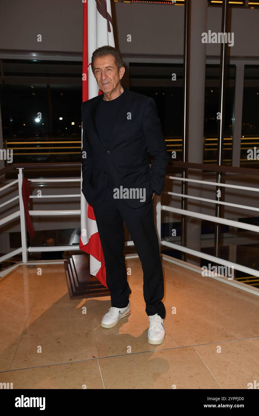 Monaco, Monaco. 29 novembre 2024. Ezio Greggio assiste au gala d’ouverture du yacht club Monaco lors du 21ème Festival de Comédie de Monte-Carlo. (Photo de Luigi Iorio/SOPA images/Sipa USA) crédit : Sipa USA/Alamy Live News Banque D'Images