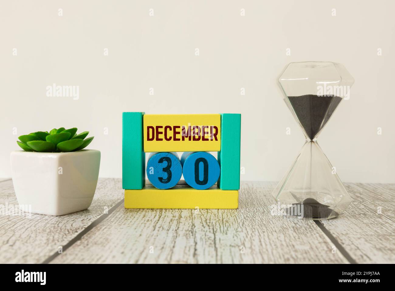 Texte de date du calendrier 30 décembre sur des blocs de bois avec espace de copie pour les idées. Concept d'espace de copie et de calendrier Banque D'Images