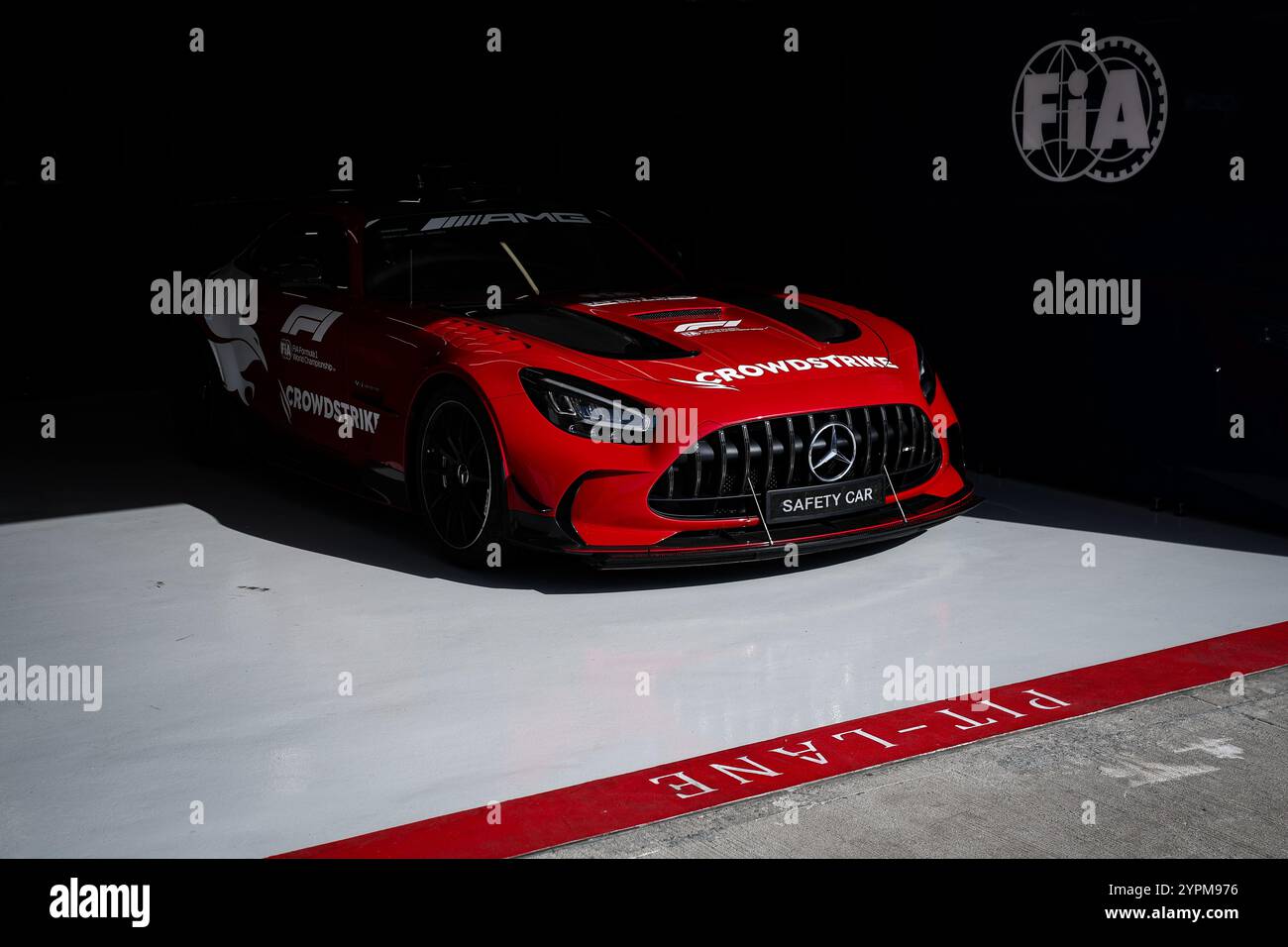 FIA Mercedes-AMG GT Black Series Safety car lors du Grand Prix de formule 1 Qatar Airways Qatar 2024, 23ème manche du Championnat du monde de formule 1 2024 du 29 novembre au 1er décembre 2024 sur le circuit international de Lusail, à Lusail, Qatar Banque D'Images