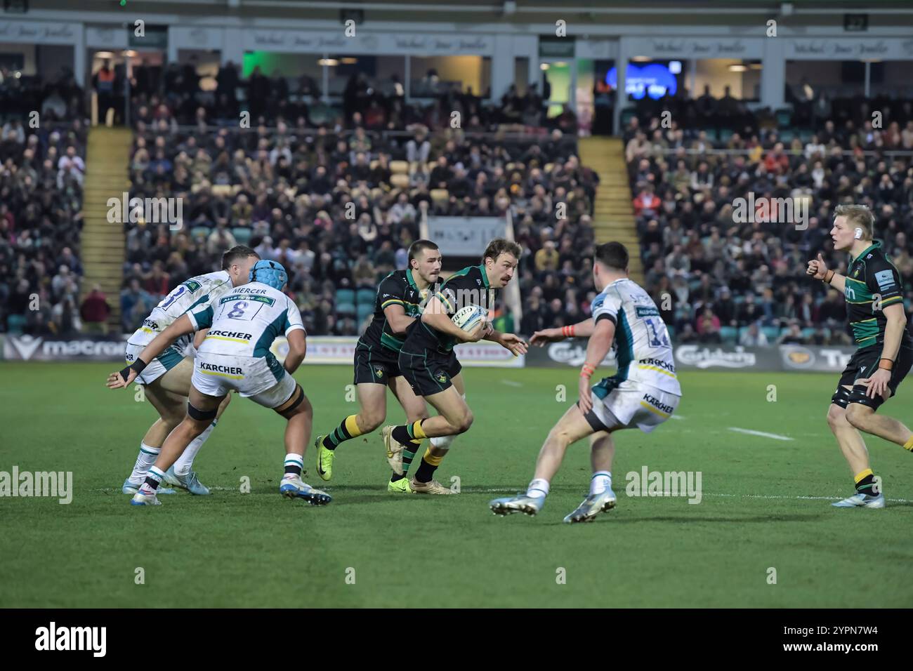 Northampton, Royaume-Uni. 29 novembre 2024. James Ramm de Northampton en action lors du Gallagher Premiership Rugby match opposant les Northampton Saints à Gloucester Rugby au Cinch Stadium le 29 novembre 2024 à Londres, en Angleterre. Crédit : Gary Mitchell, GMP Media/Alamy Live News Banque D'Images