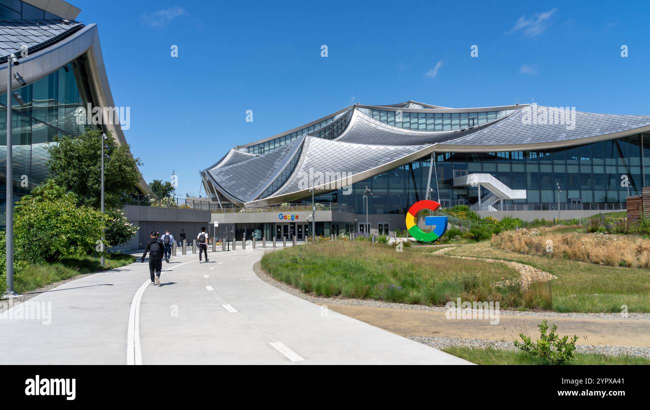 Vue extérieure du campus d'entreprise Google Bay View à Mountain View, Californie, États-Unis Banque D'Images