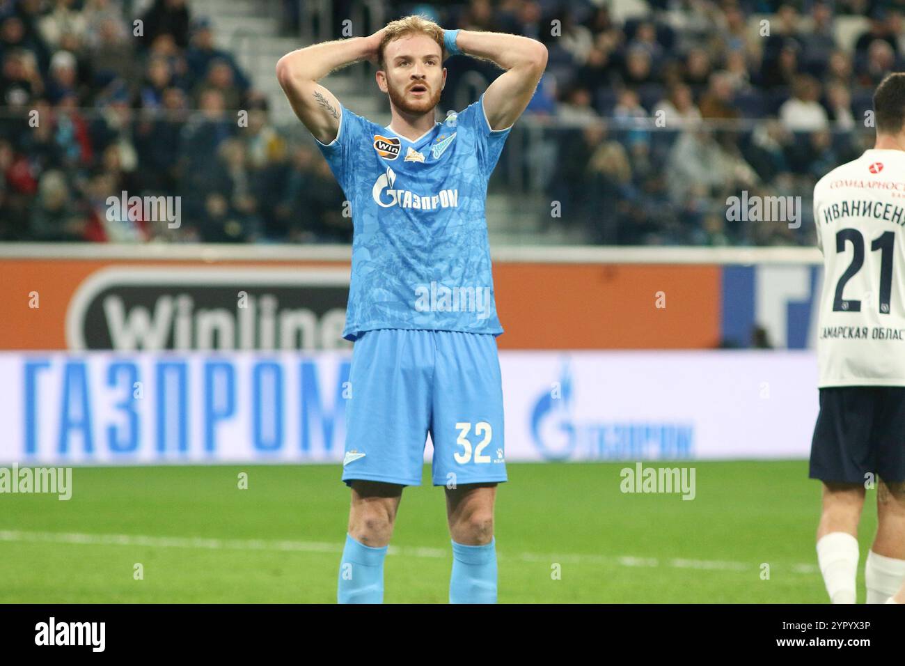 Saint-Pétersbourg, Russie. 1er décembre 2024. Luciano Gondou (32 ans) de Zenit vu en action lors du match de football de la première Ligue russe entre Zenit Saint-Pétersbourg et Krylya Sovetov Samara à Gazprom Arena. Score final Zenit 2:3 Krylya Sovetov. Crédit : SOPA images Limited/Alamy Live News Banque D'Images