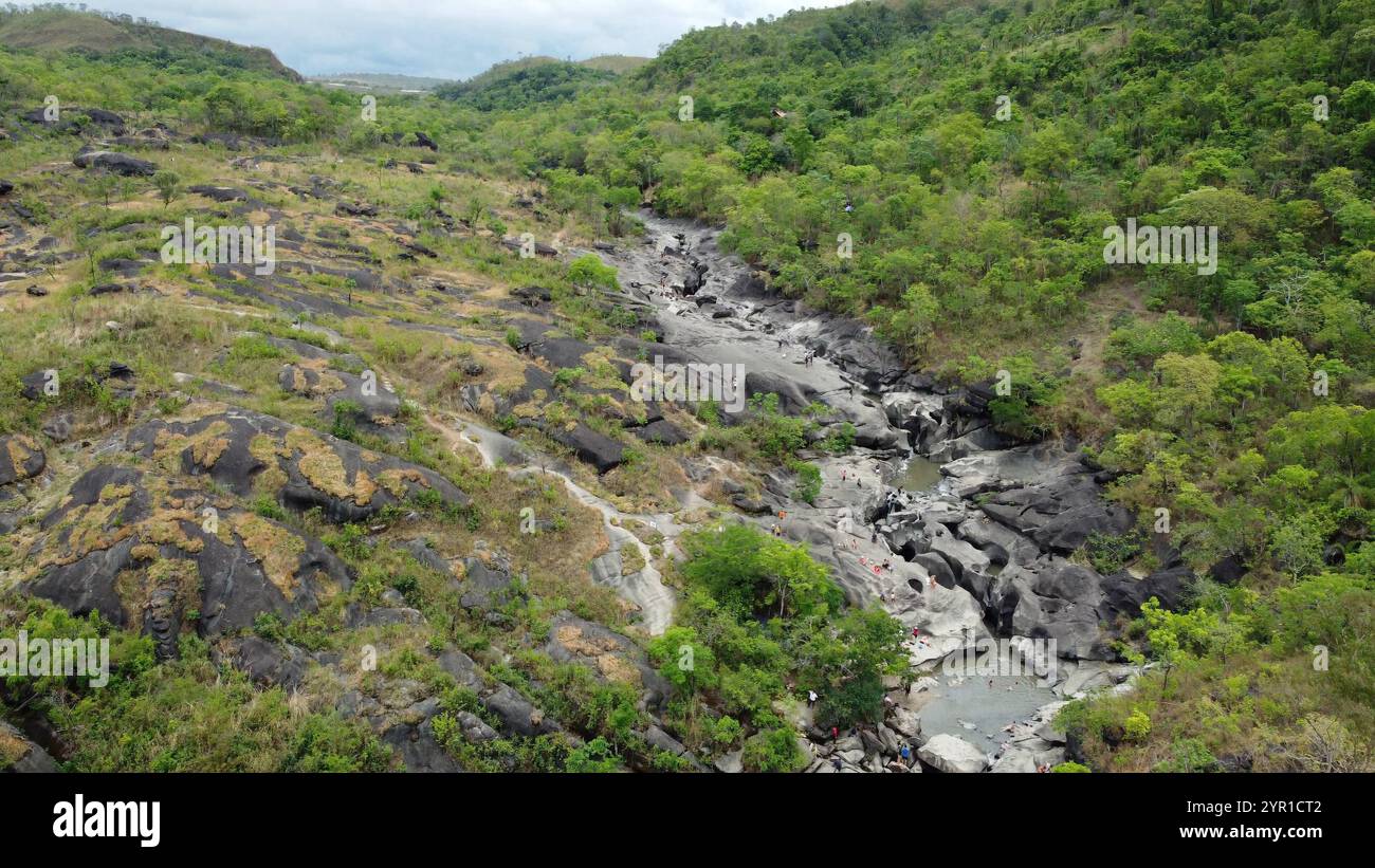 La Vale da Lua (Vallée de la Lune) est l'une des attractions naturelles les plus emblématiques et les plus étonnantes du parc national de Chapada dos Veadeiros, situé au Brésil Banque D'Images