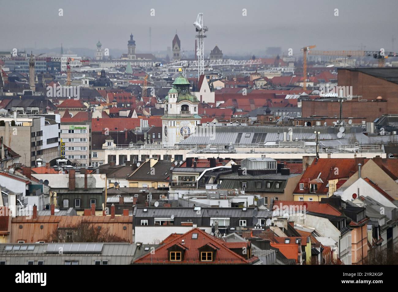 Munich, Deutschland. 02 décembre 2024. Appartements, vivre dans la ville de Munich, vue sur la ville, vivre, vue du quartier des usines vers l'ouest. ? Crédit : dpa/Alamy Live News Banque D'Images