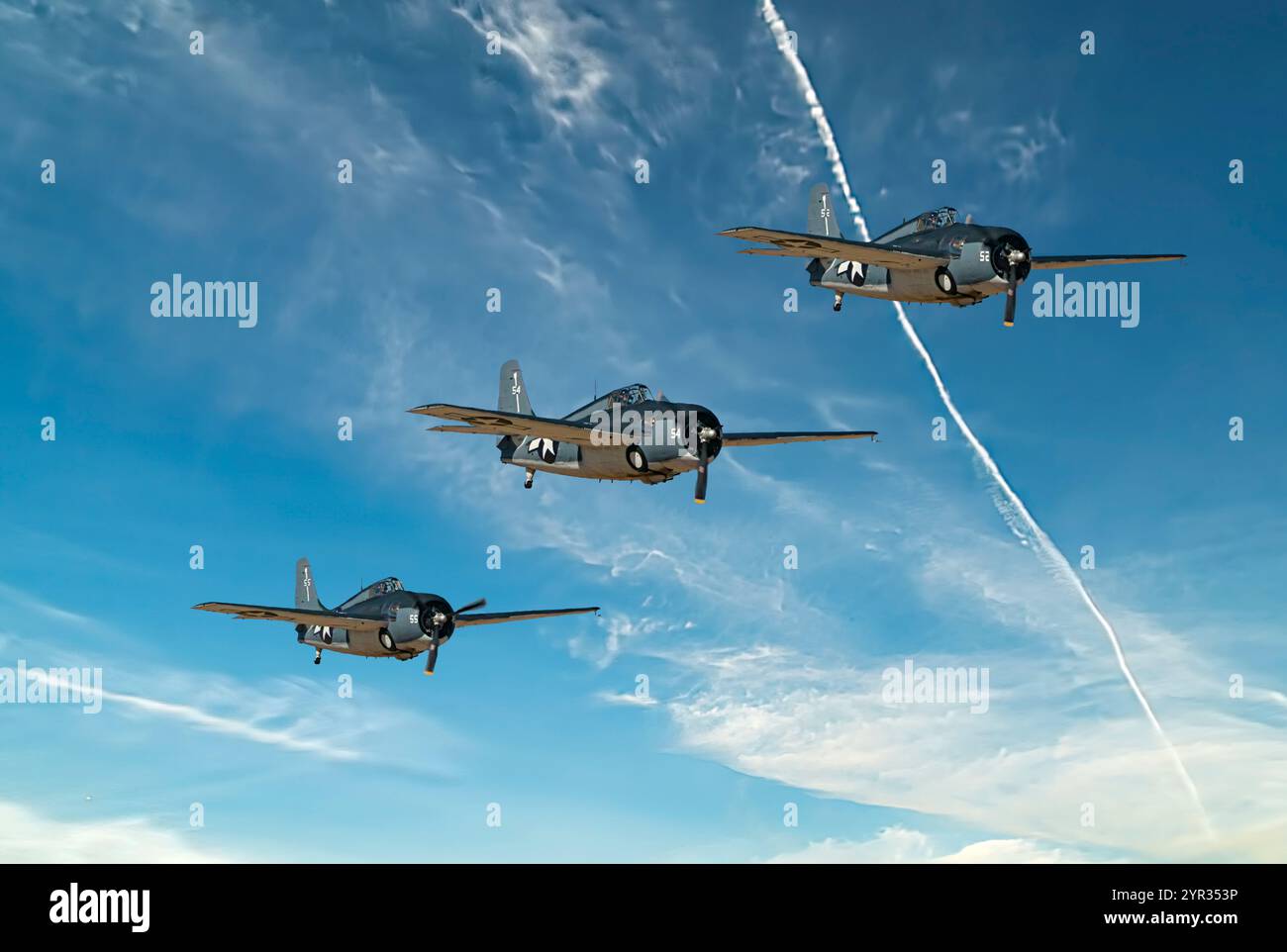 1940s US Navy Grumman F4F Wildcat en patrouille Banque D'Images