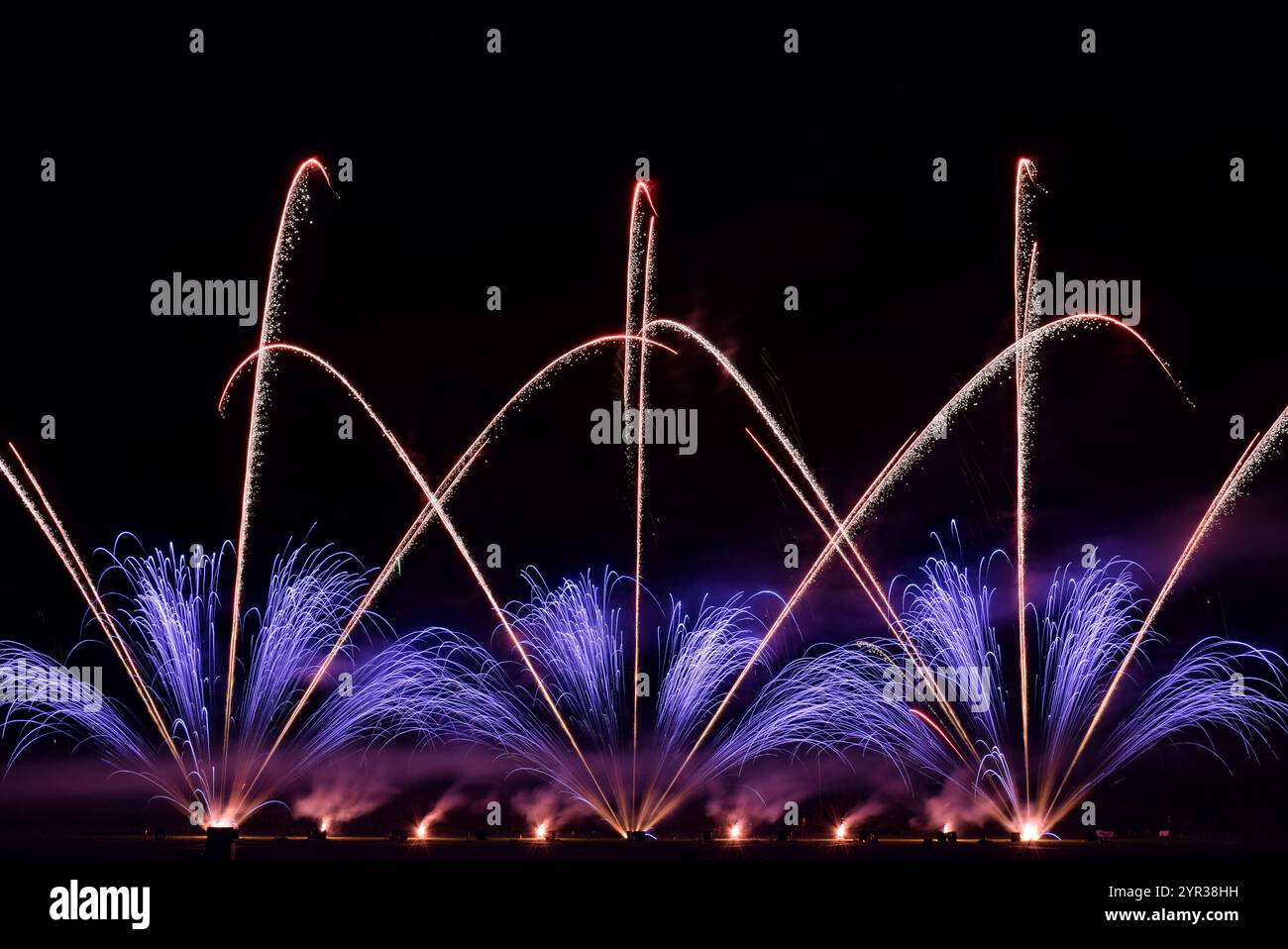 Feu d'artifice symétrique Festival britannique des feux d'artifice Banque D'Images