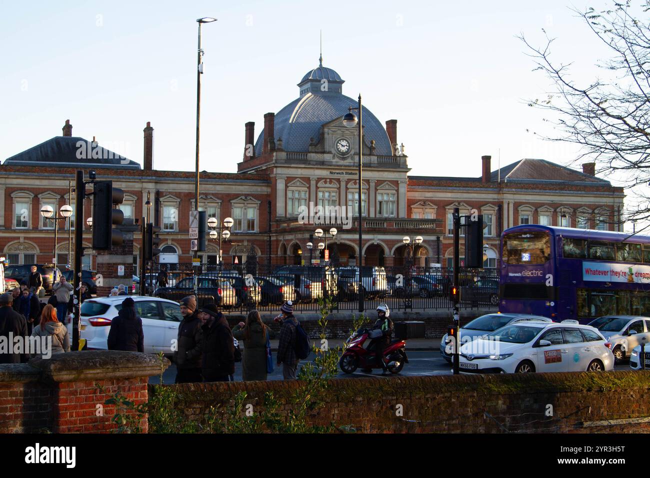 Gare de Norwich un après-midi d'hiver Banque D'Images