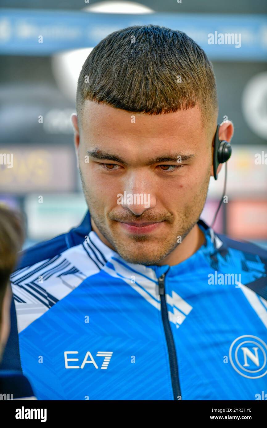 Turin, Italie. 01 décembre 2024. Alessandro Buongiorno de Napoli a vu le match de Serie A entre Torino et Napoli au Stadio Olimpico à Turin. Banque D'Images