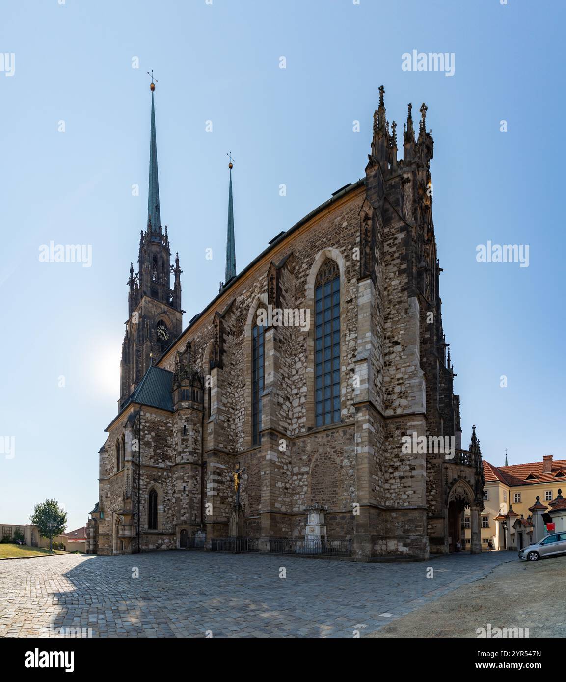 Une photo de la cathédrale Saint-Pierre-et-Paul à Brno. Banque D'Images