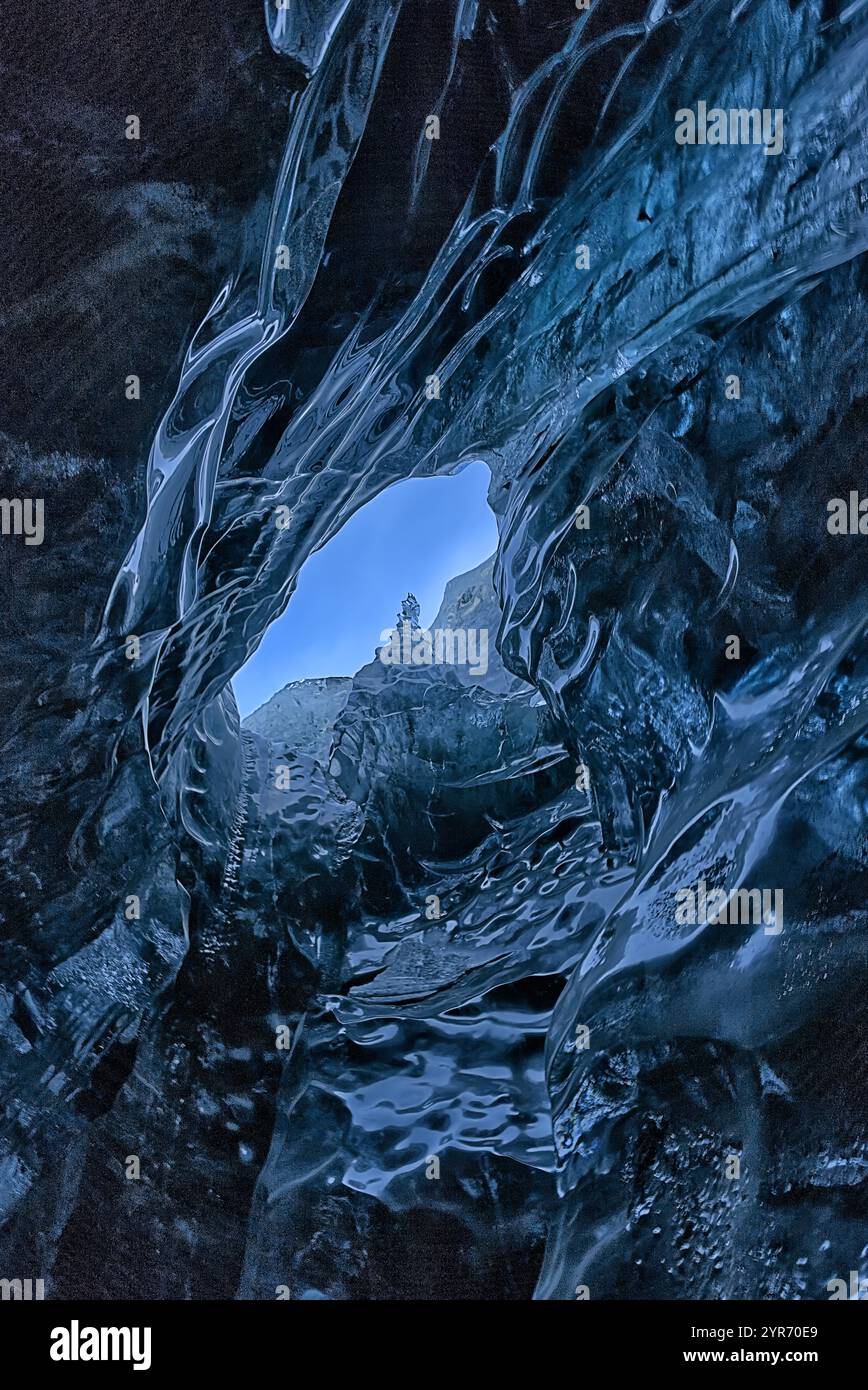 Grotte de glace sur le glacier Vatnajokull, Islande. Banque D'Images