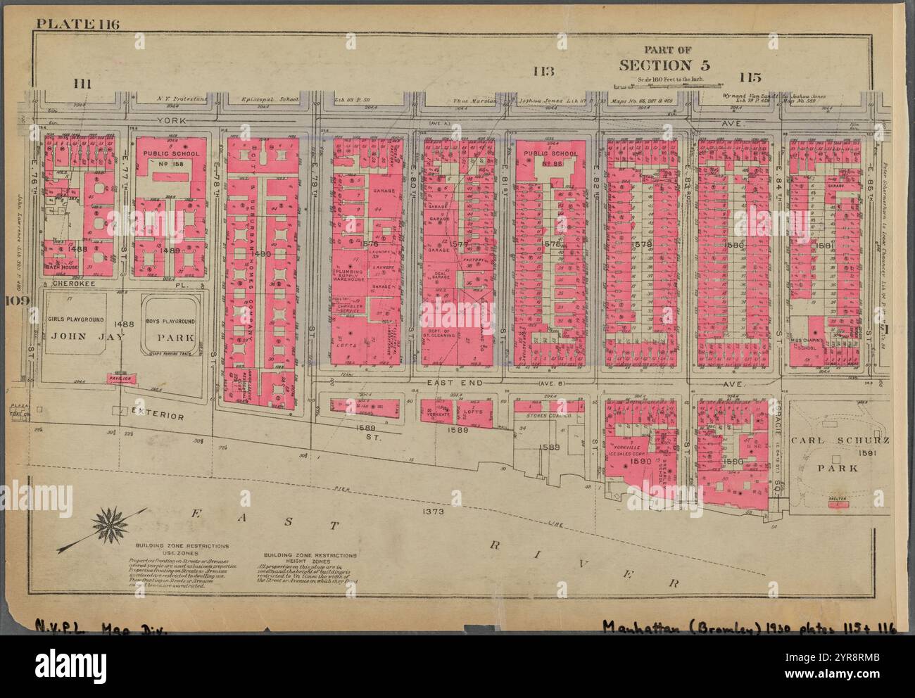 Planche 116, partie de la section 5 : [borné par York Avenue, E. 85th Street, East End Avenue, E. 79th Street, (East River) Exterior Street et E. 76th Street] 1930 Banque D'Images