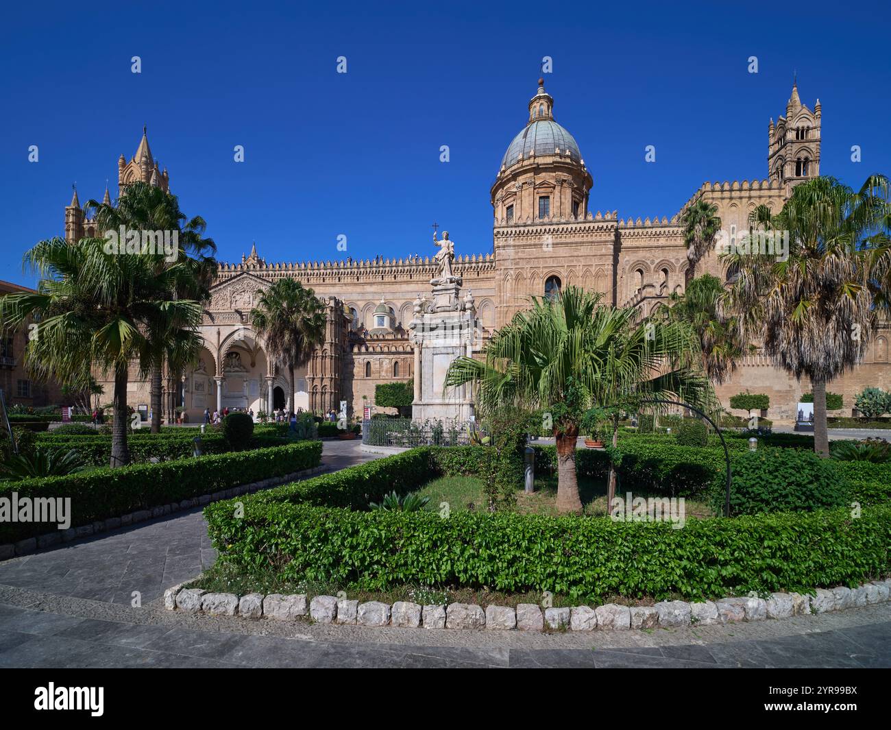 Cathédrale métropolitaine de l'Assomption de la Vierge Marie à Palerme (Cattedrale di Palerme), église de la route arabo-normande en Sicile, Italie Banque D'Images