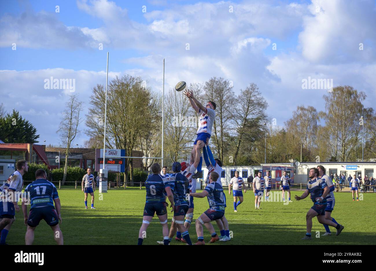 Arras, stade Grimaldi (nord de la France), 2024/03/24 : match de rugby amateur « fédérale 3 » (septième division de rugby en France) entre Arras Banque D'Images