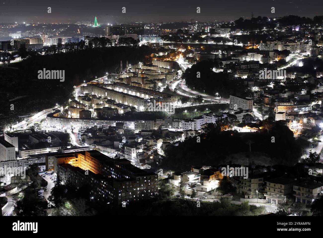 Algérie, Alger : vue nocturne du quartier de Bab El Oued *** local légende *** Banque D'Images