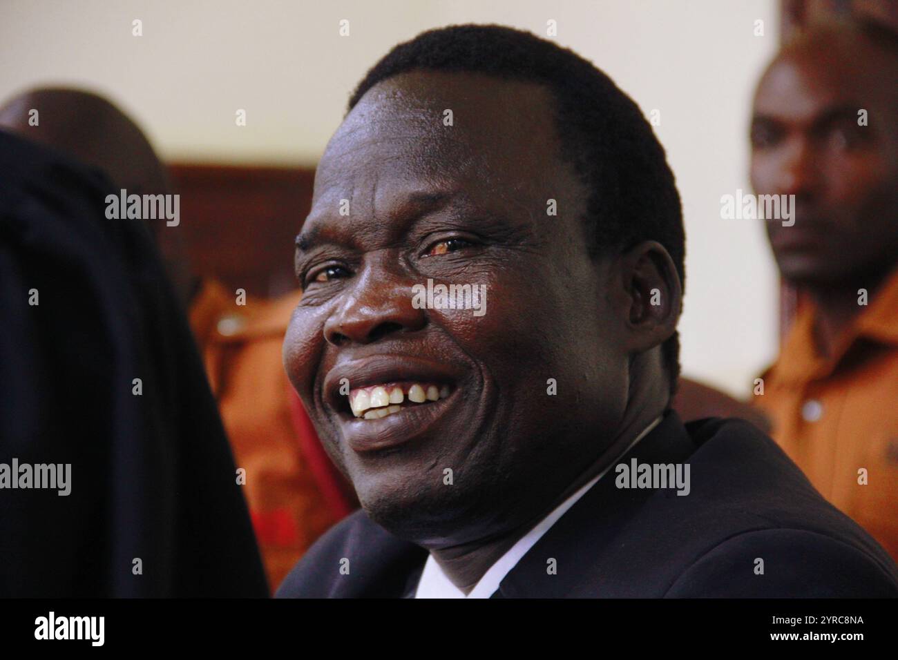 Un tribunal de la ville de Gulu, dans le nord du pays, a condamné Thomas Kwoyelo, commandant de l’Armée de résistance du Seigneur (LRA), à 40 ans de prison après un procès historique pour crimes de guerre en raison de son rôle dans le règne de violence de deux décennies du groupe. Le procès Landmark est la première fois qu’un membre de l’Armée de résistance du Seigneur est traduit en justice dans ce pays d’Afrique de l’est. Ouganda. Banque D'Images